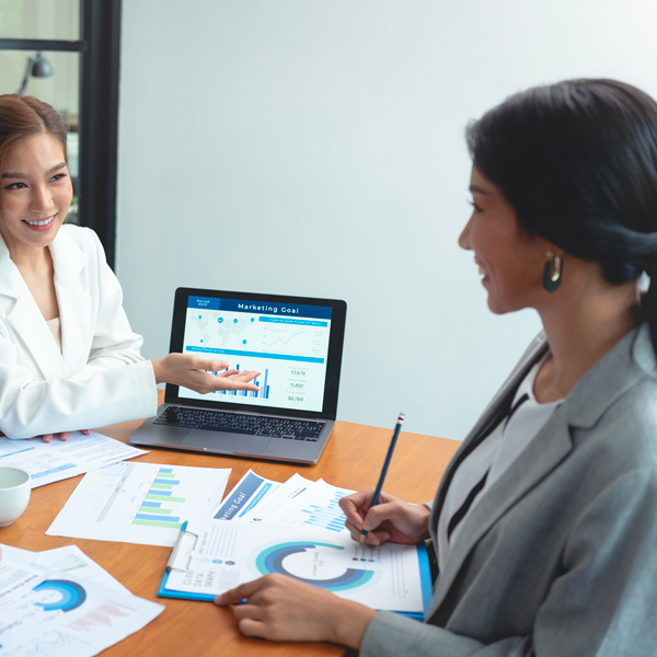 Giao lưu quốc tế 1 ho tro kinh doanh 01